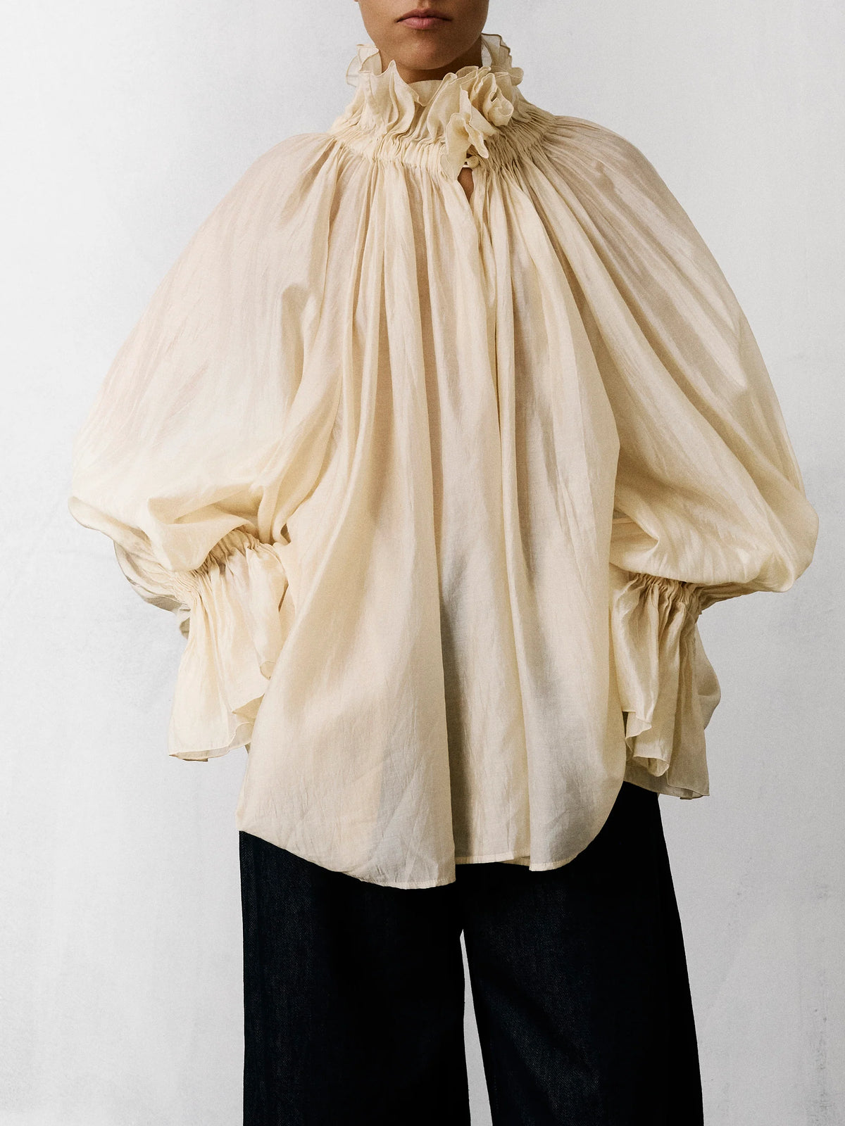 Sobrecamisa Estelle em Musselina Leve - Creme