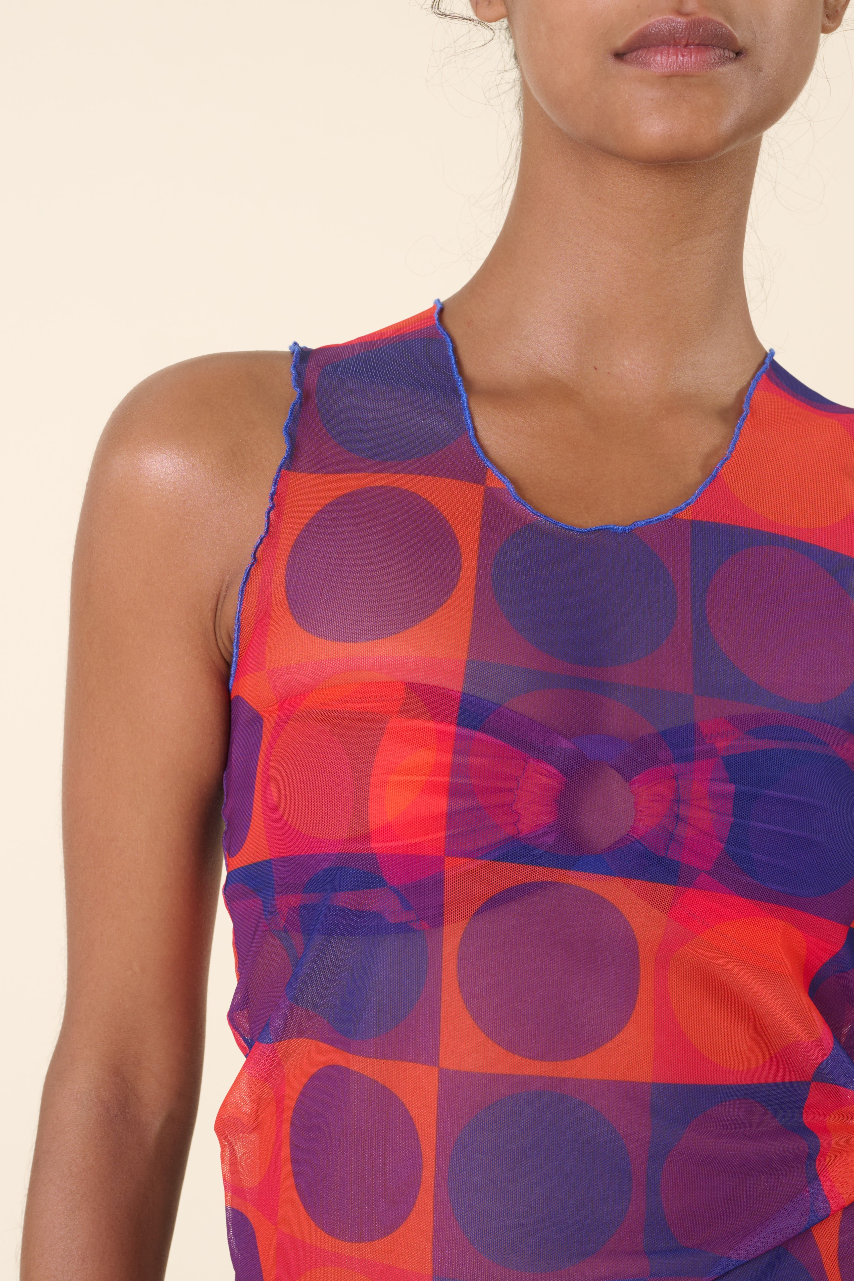 Top Barbi Retro Purple